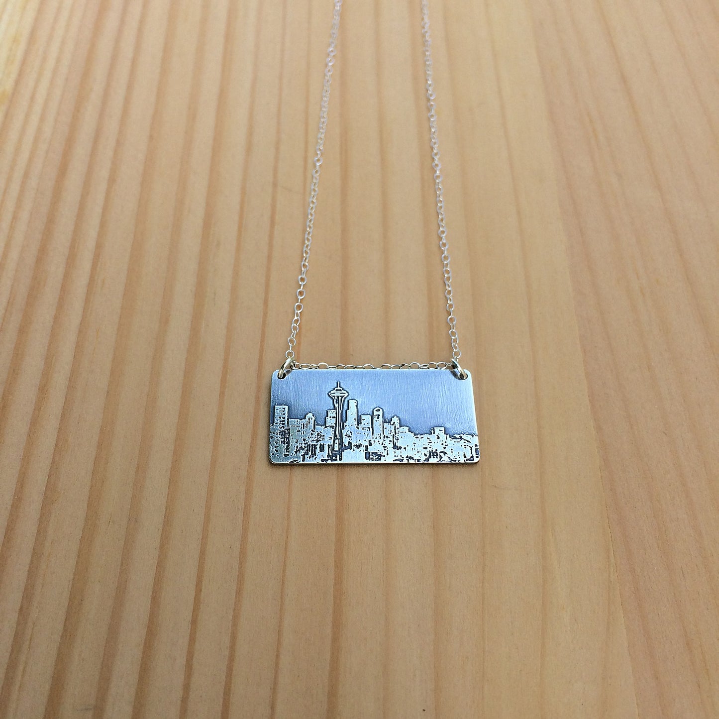 Seattle Washington skyline necklace