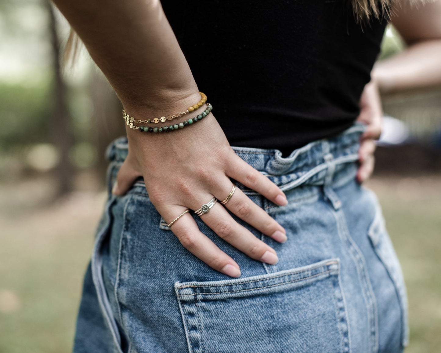 high low bracelet in onyx and 14k gold fill or sterling silver | beaded bracelet