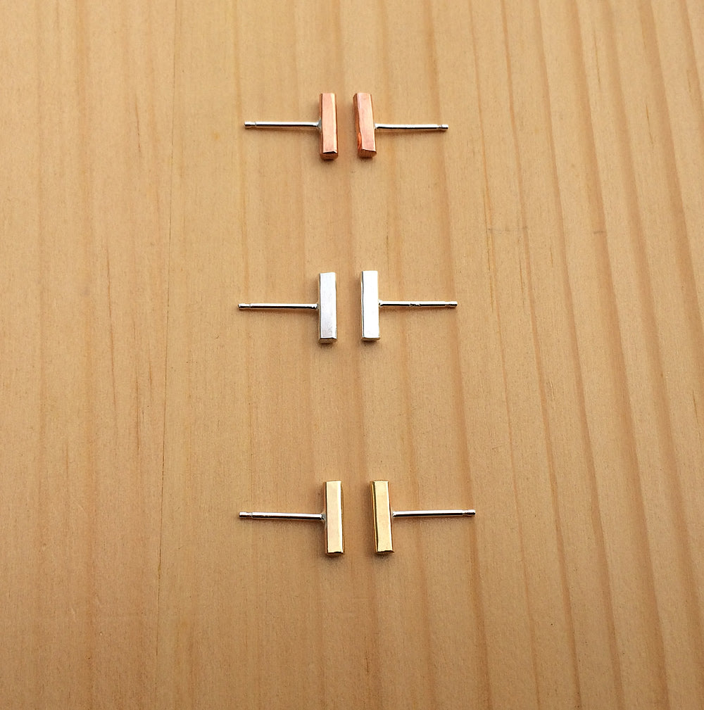 skinny hammered bar studs