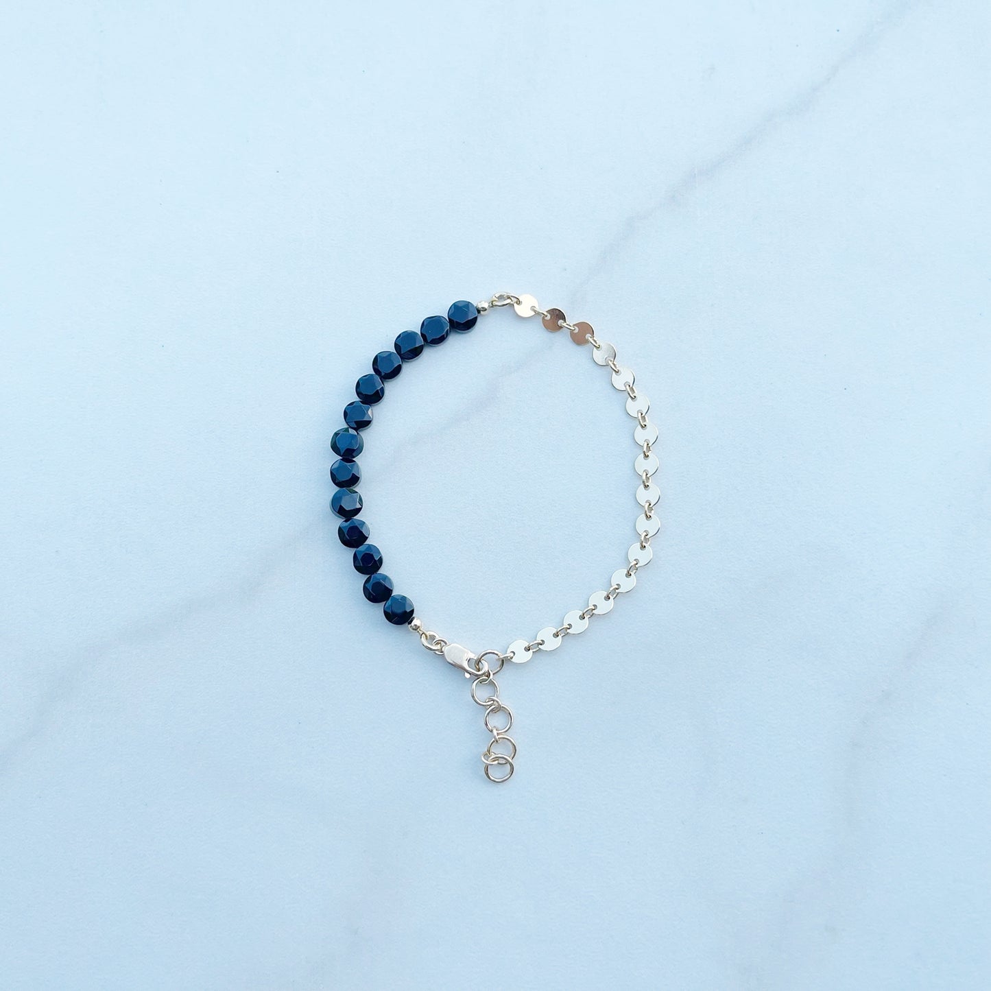 high low bracelet in onyx and 14k gold fill or sterling silver | beaded bracelet