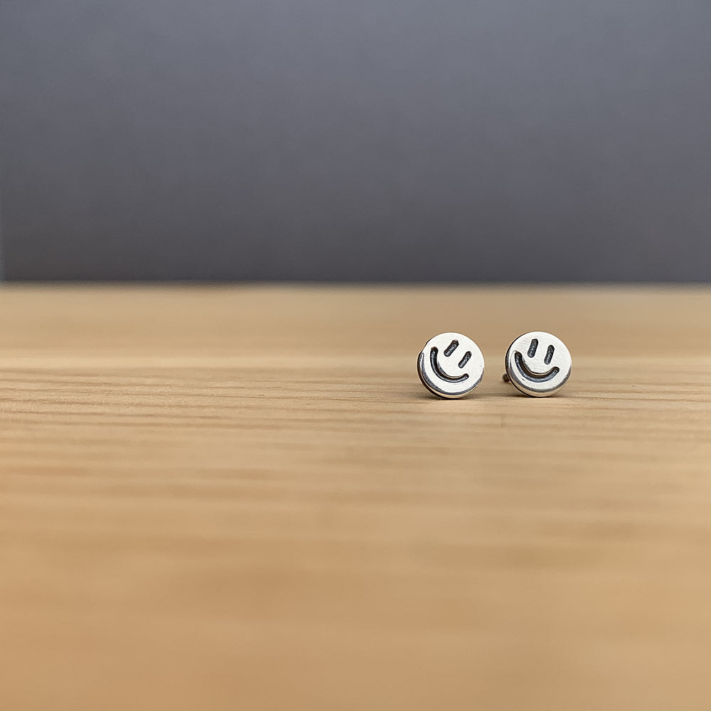 sterling silver smiley face earrings jaci riley jewelry